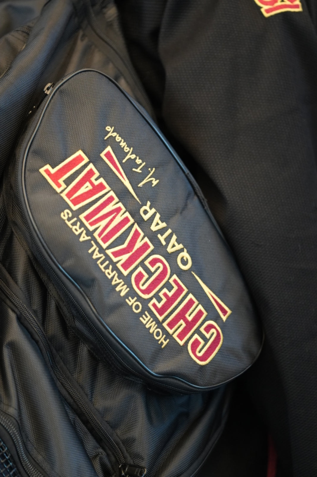 Crown Hybrid Bag
