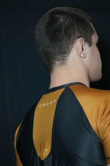 CROWN Rashguard Black/Brown Rank – Made for Champions