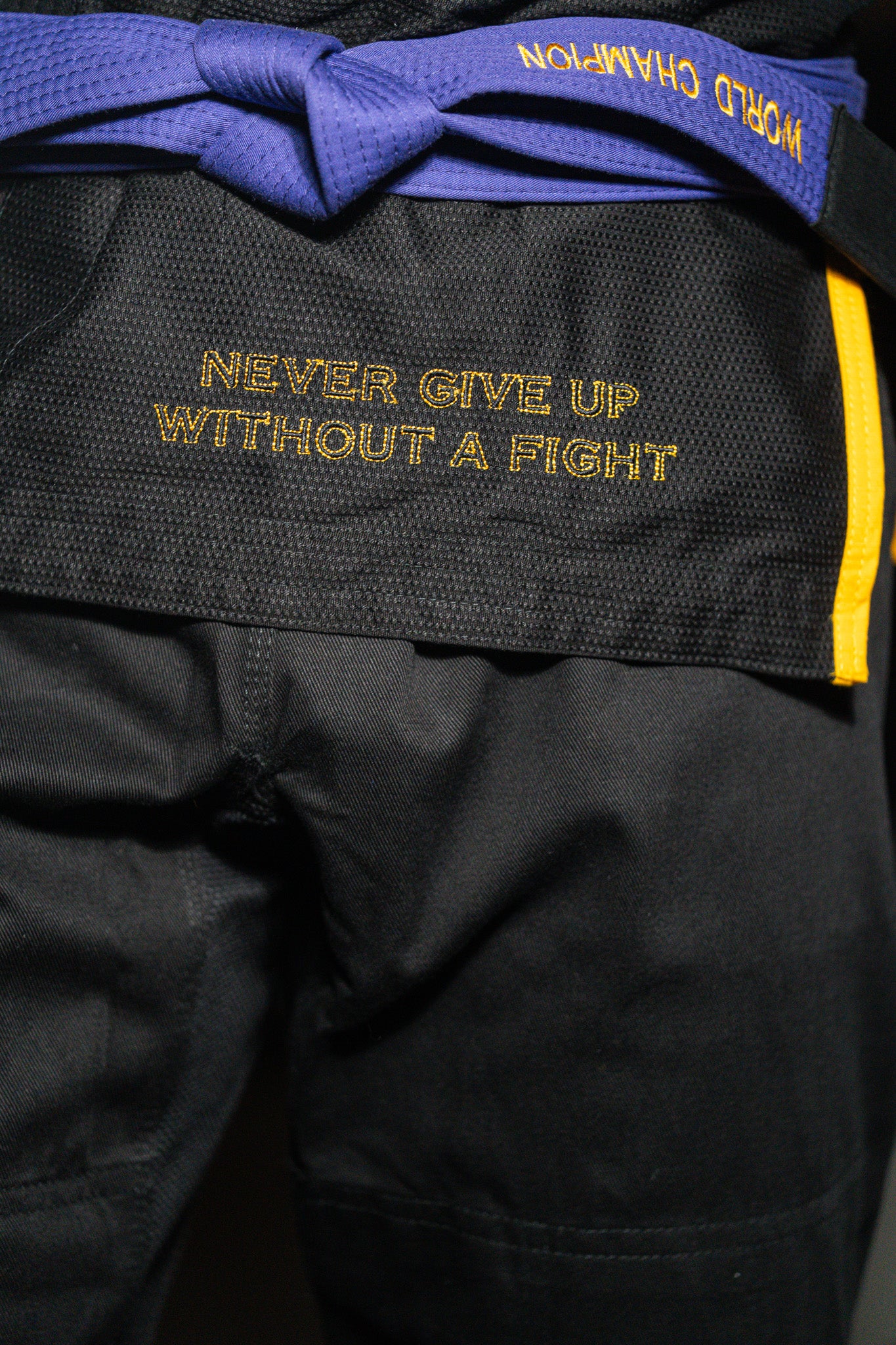 CROWN - The Apex Gi – Black and yellow