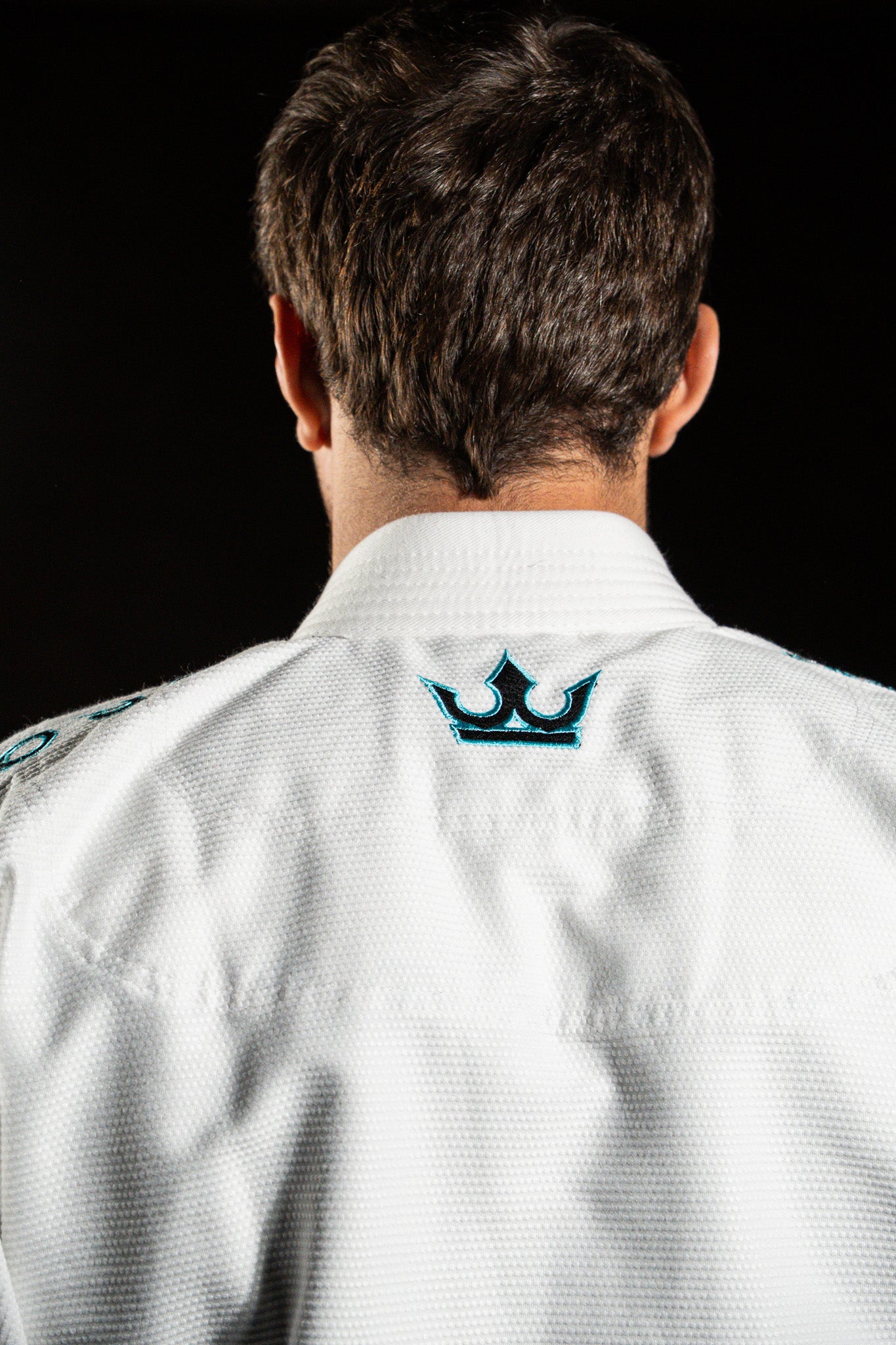 THE APEX CROWN GI- White and sky blue