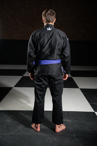 CROWN - The Apex Gi – pink on Black