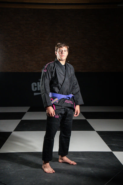 CROWN - The Apex Gi – pink on Black