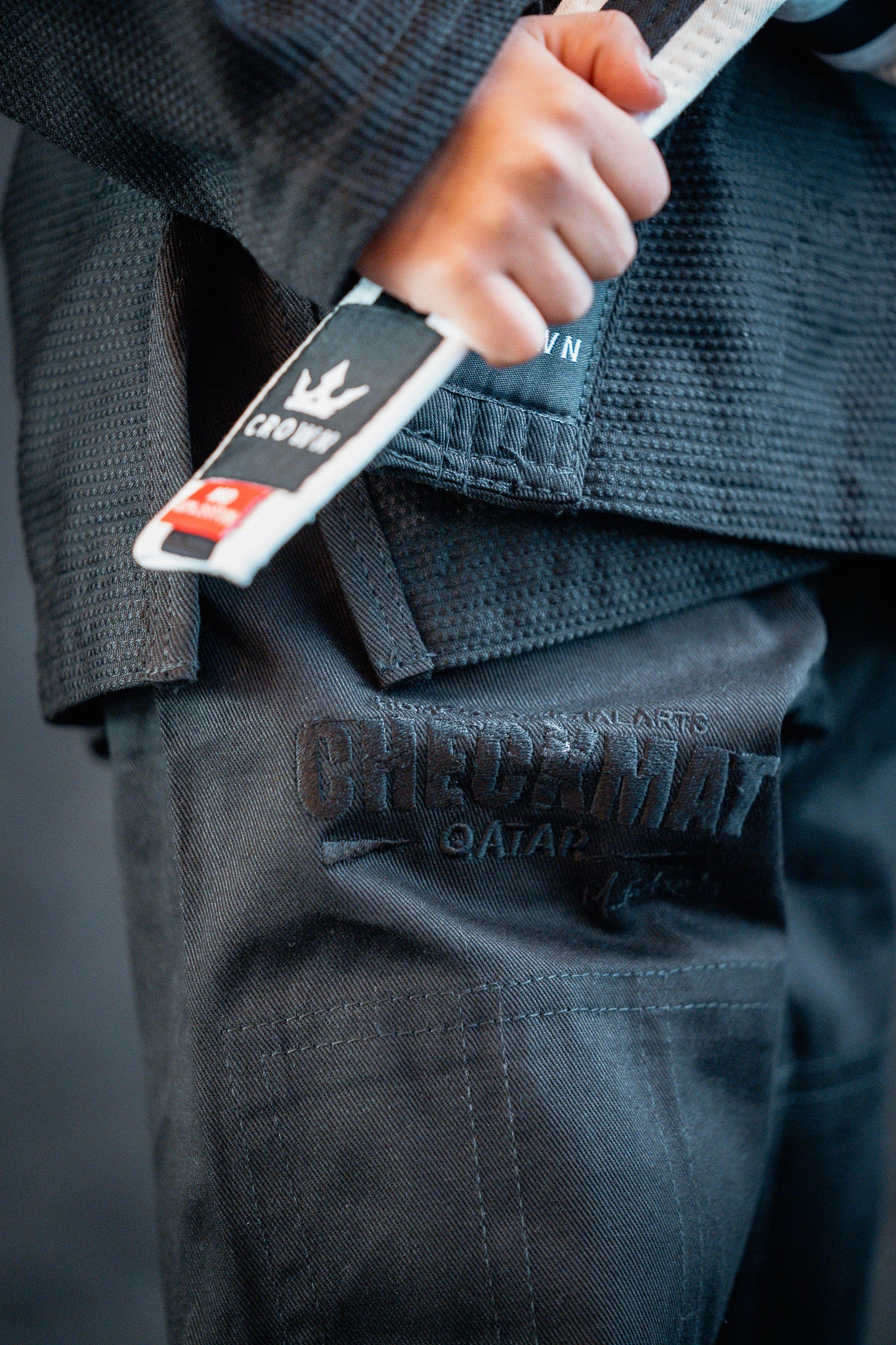 CHECKMAT KIDS BLACK ON BLACK