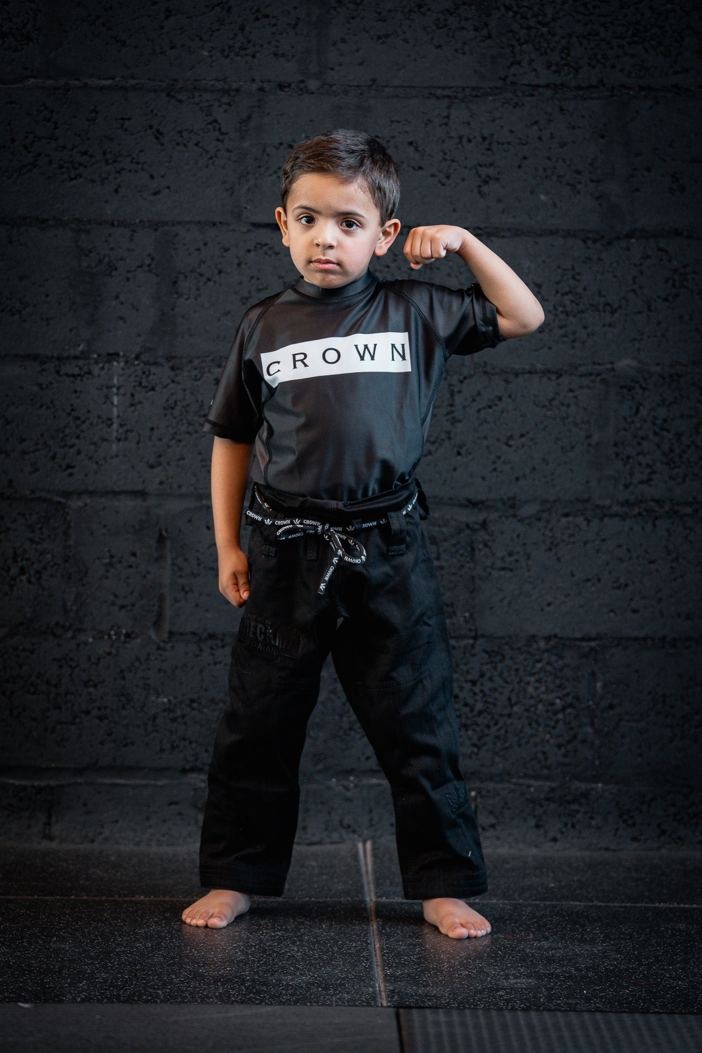 CHECKMAT KIDS -Rashguard Black Rank – Made for Champions