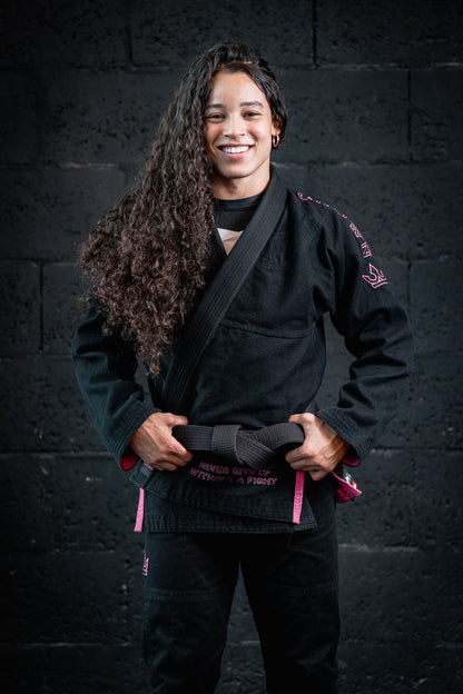 CROWN - The Apex Gi – pink on Black