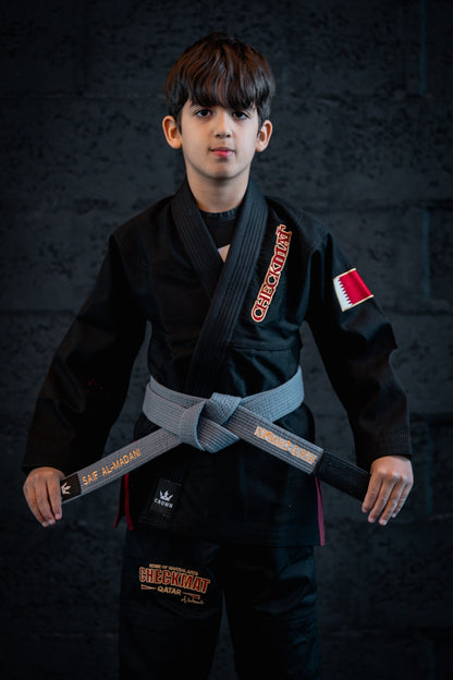 KIDS CHECKMAT GI- BLACK AND RED