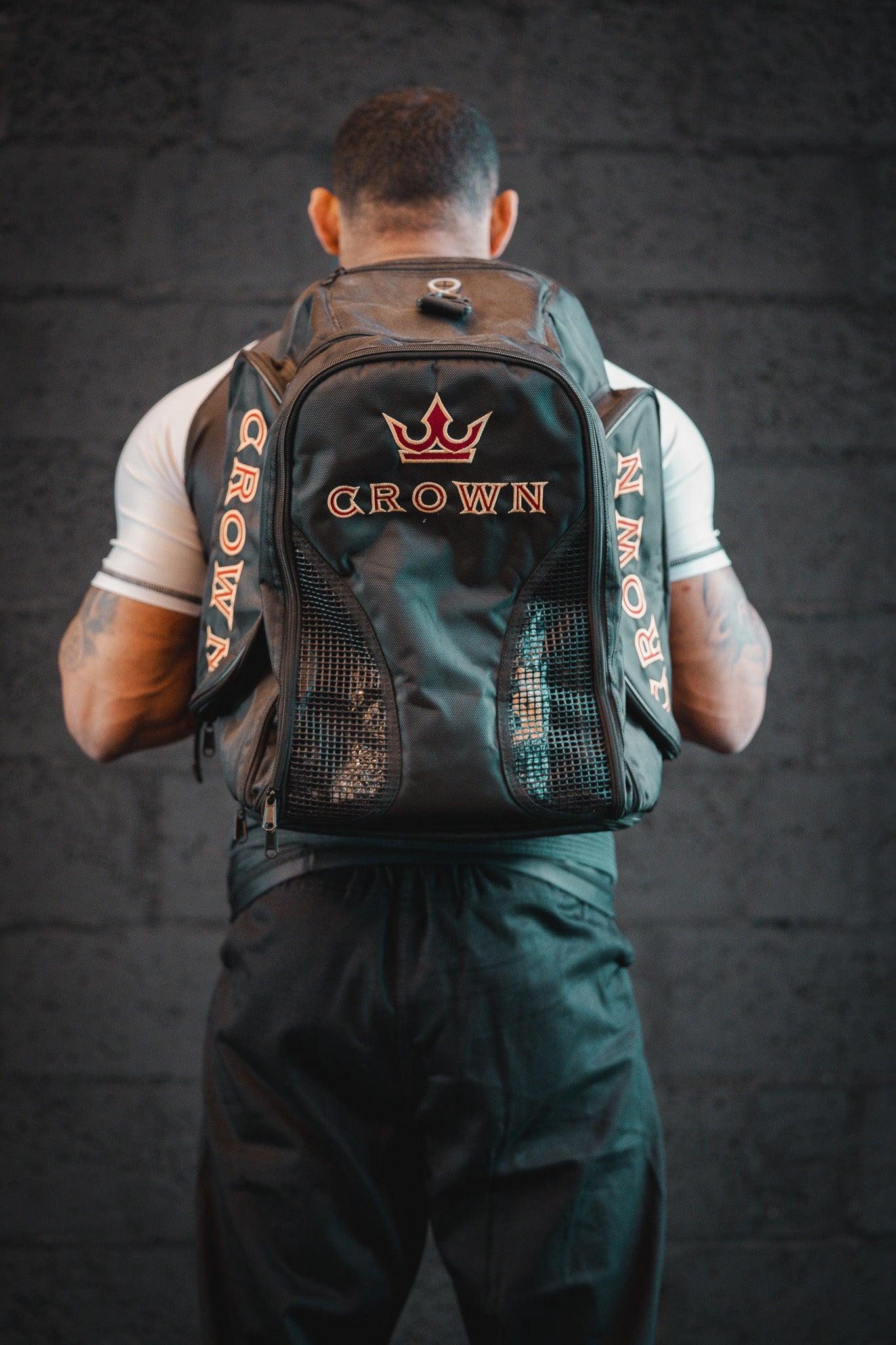 Crown Hybrid Bag