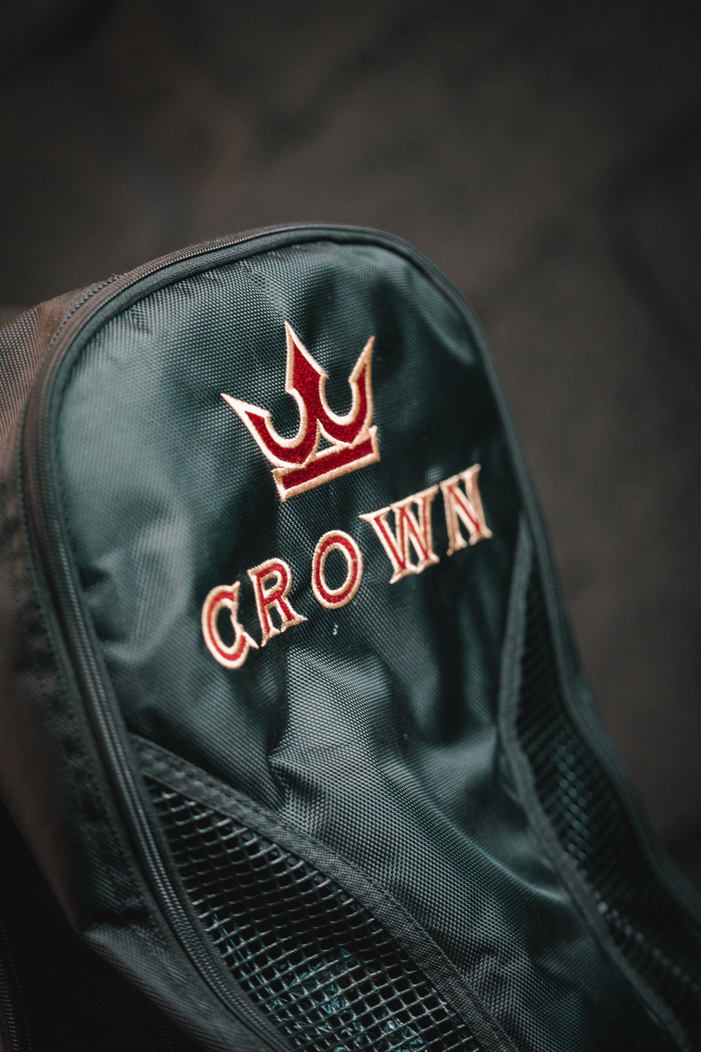 Crown Hybrid Bag