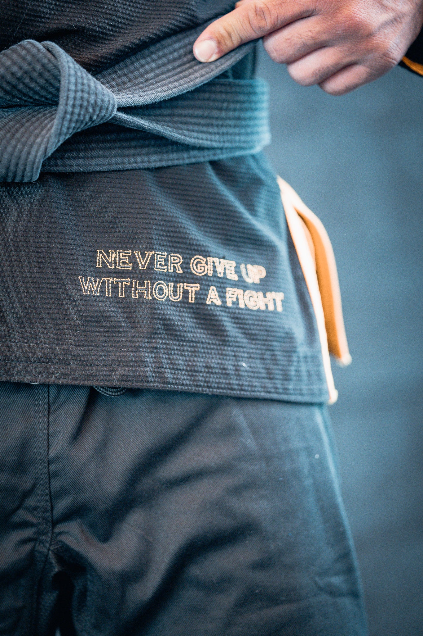 CHECKMAT - The Apex Gi – Black and yellow