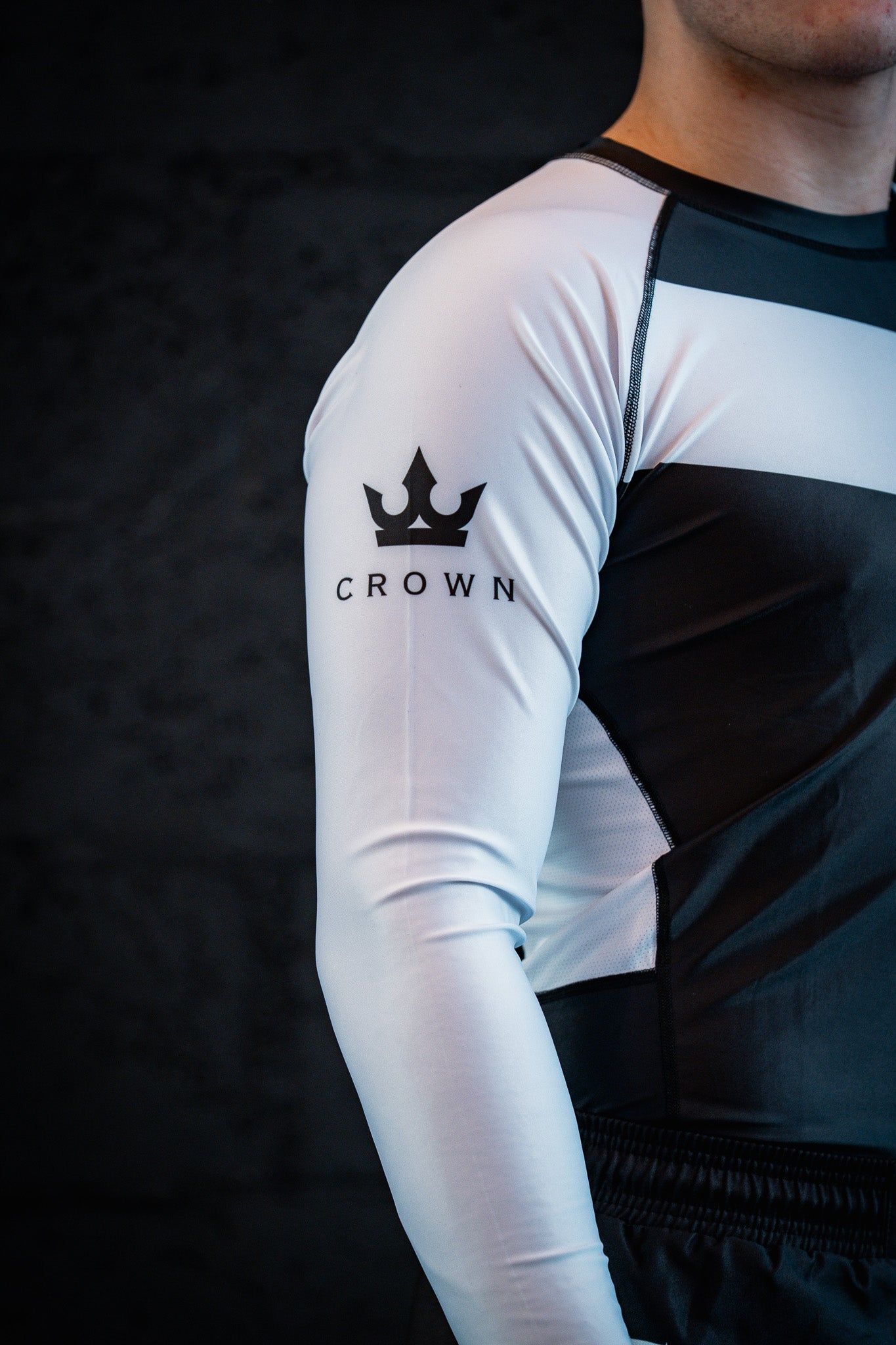 CROWN Rashguard black Rank long sleeve – Made for Champions