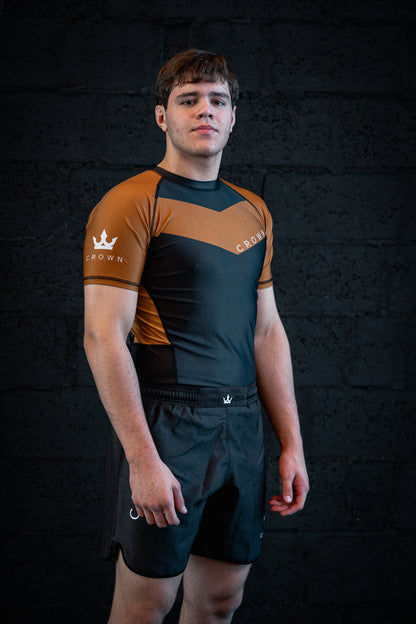 CROWN Rashguard Black/Brown Rank – Made for Champions