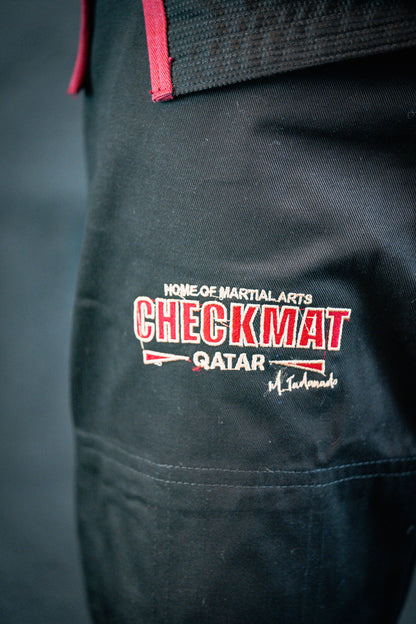 CHECKMAT BLACK AND RED