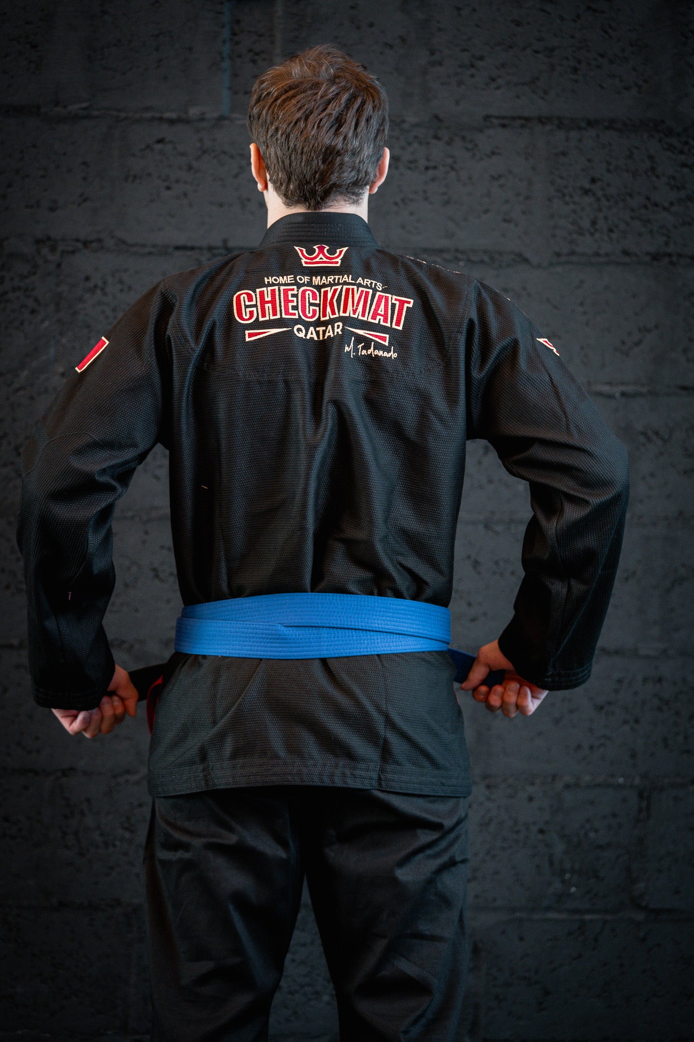 CHECKMAT BLACK AND RED