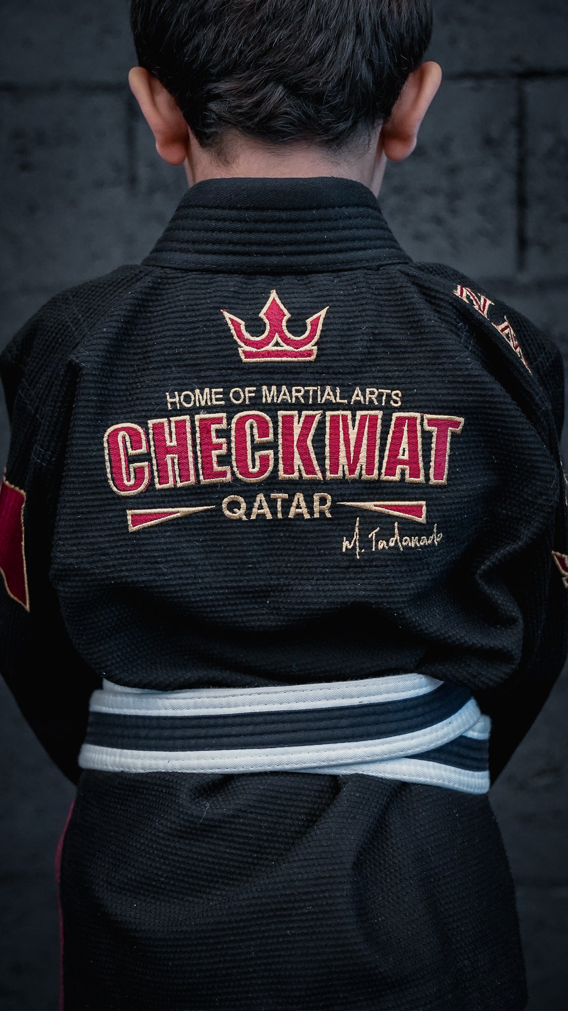 CHECKMAT BLACK AND RED KIDS