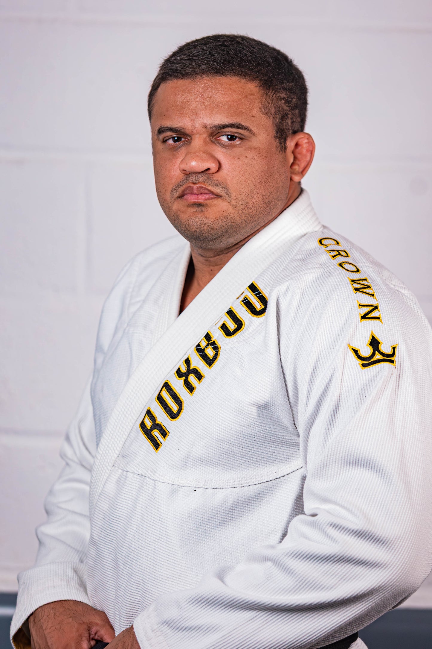 White and Yellow - Felipe Bezera - Rox Edition