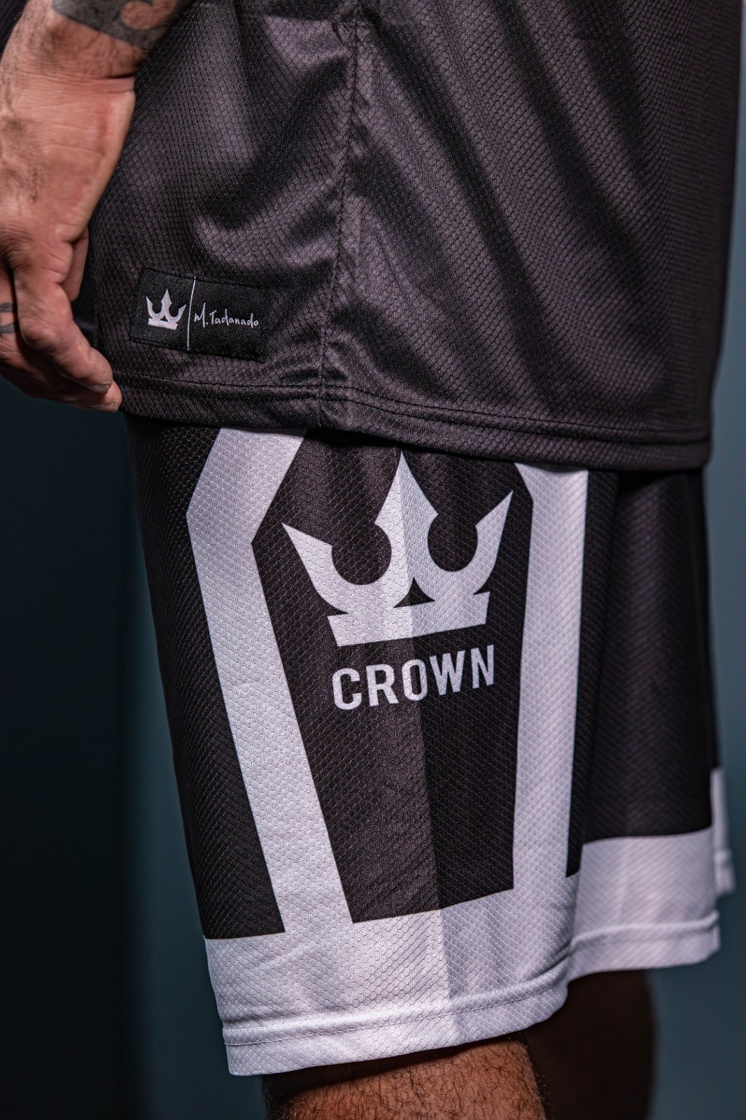 Shorts and Regatta Shirt CROWN Made for Champions - Felipe Bezera - Rox Edition