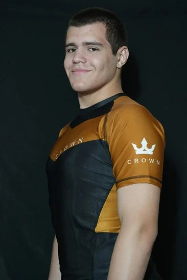 CROWN Rashguard Black/Brown Rank – Made for Champions