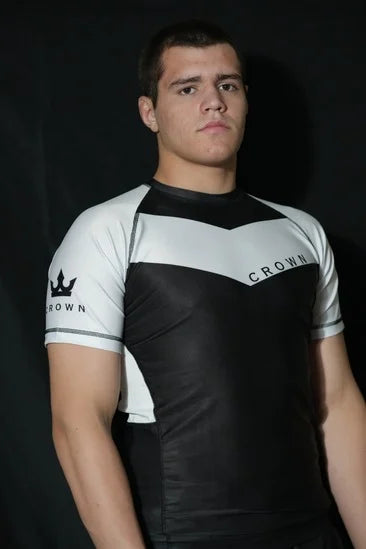 CROWN Rashguard White Rank – Made for Champions